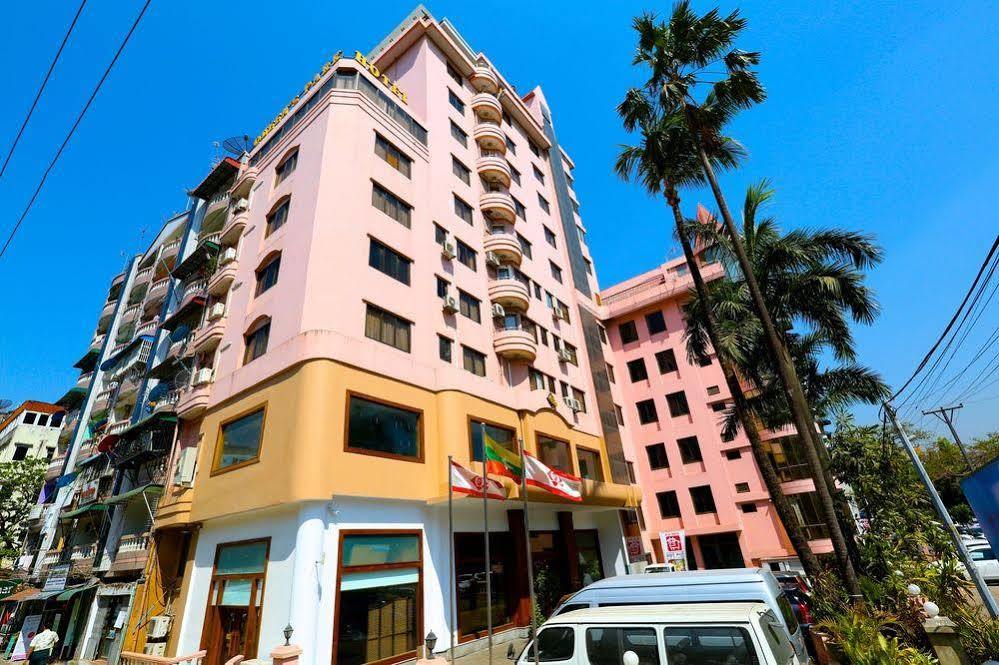 יאנגון Queen'S Park Hotel מראה חיצוני תמונה