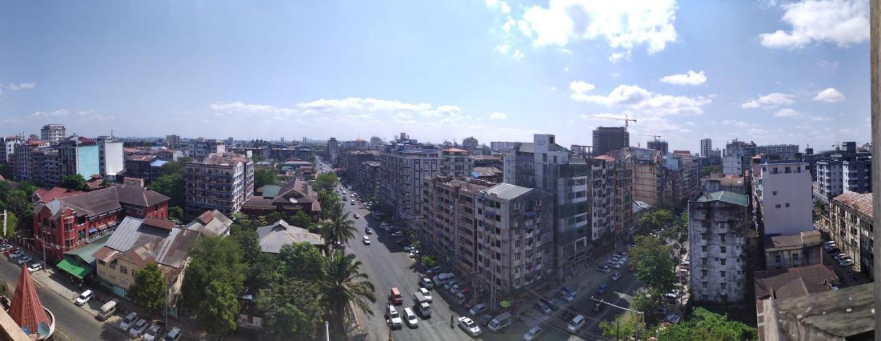 יאנגון Queen'S Park Hotel מראה חיצוני תמונה
